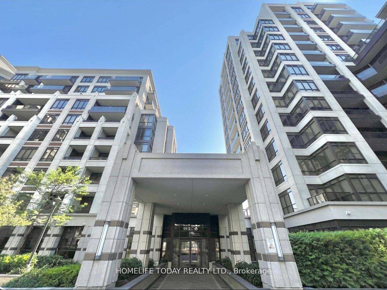 Downtown Markham Luxury Condo suite in Fontana Square Newly renovated 1 bedroom plus den features an open concept layout to east facing balcony with fresh flooring and finishes throughout ; ...