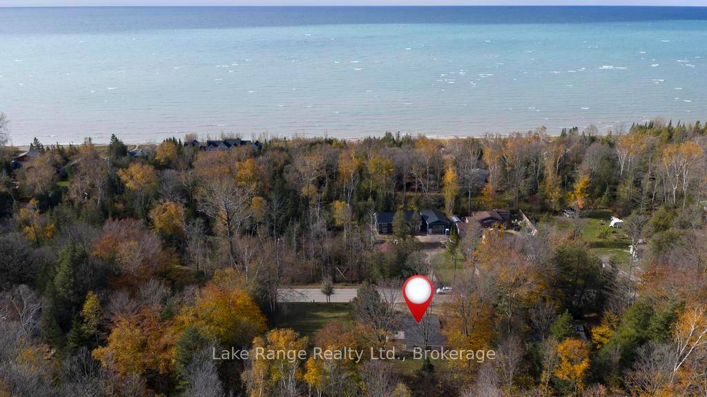 Attention Investors ! Explore the potential of 114 Lake Range Drive !