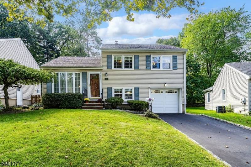 Welcome to this inviting 3 bedroom, 1.