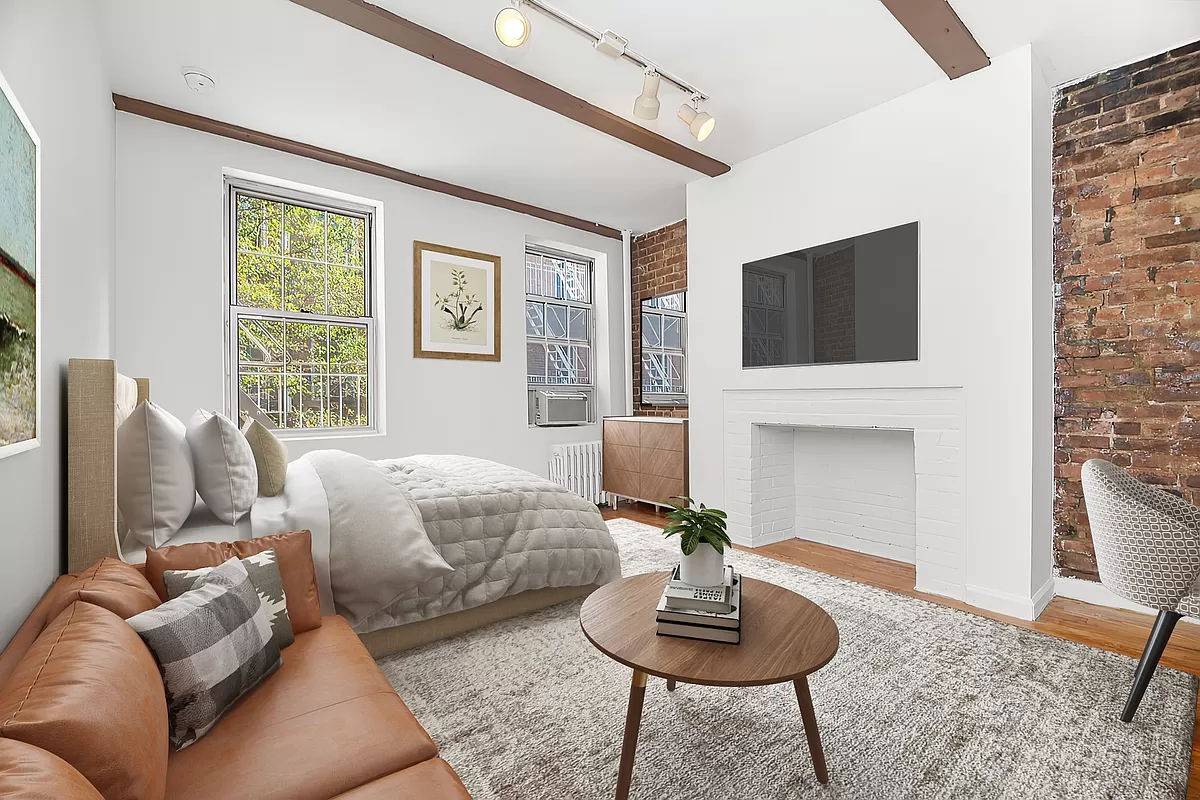 Welcome to your brand new Greenwich Village Home !