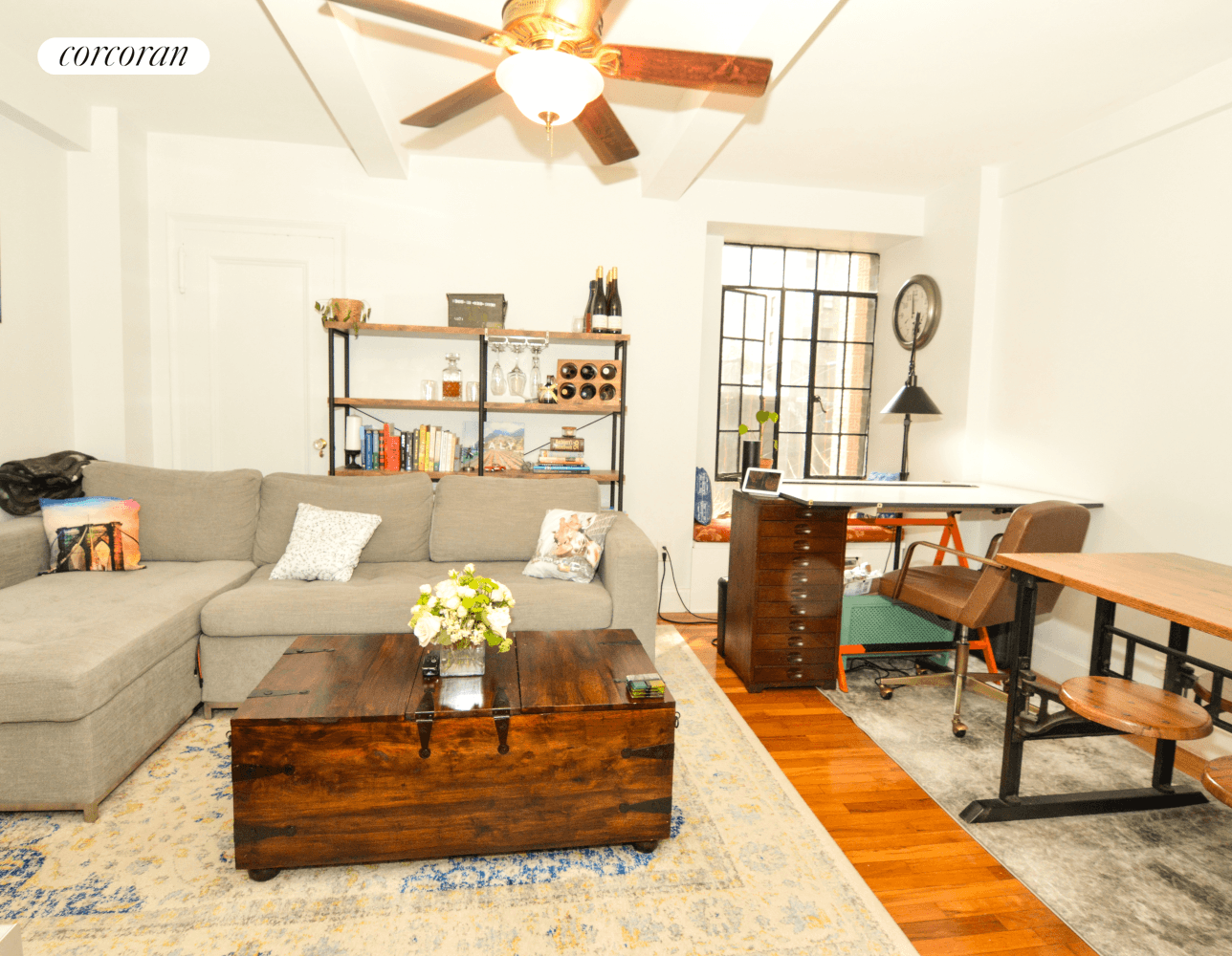 333 East 43rd street apt 511 is a Classic one bedroom in Tudor City which is one of Manhattan's great enclaves with its streets above the city grid, its formal ...