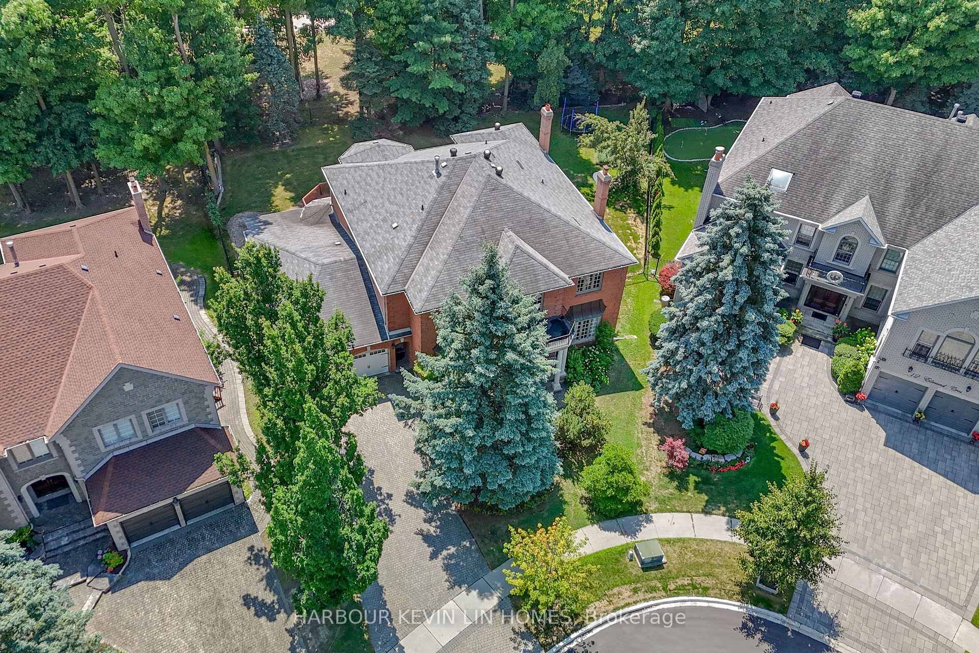 Welcome to 10 Edmund Crescent, an elegant Wycliffe built luxury home in the prestigious Bayview Hill community of Richmond Hill.