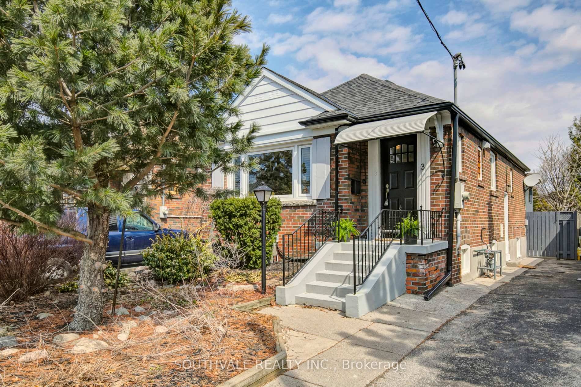 Stunning 2 1 bedroom unit for rent in the heart of East York.