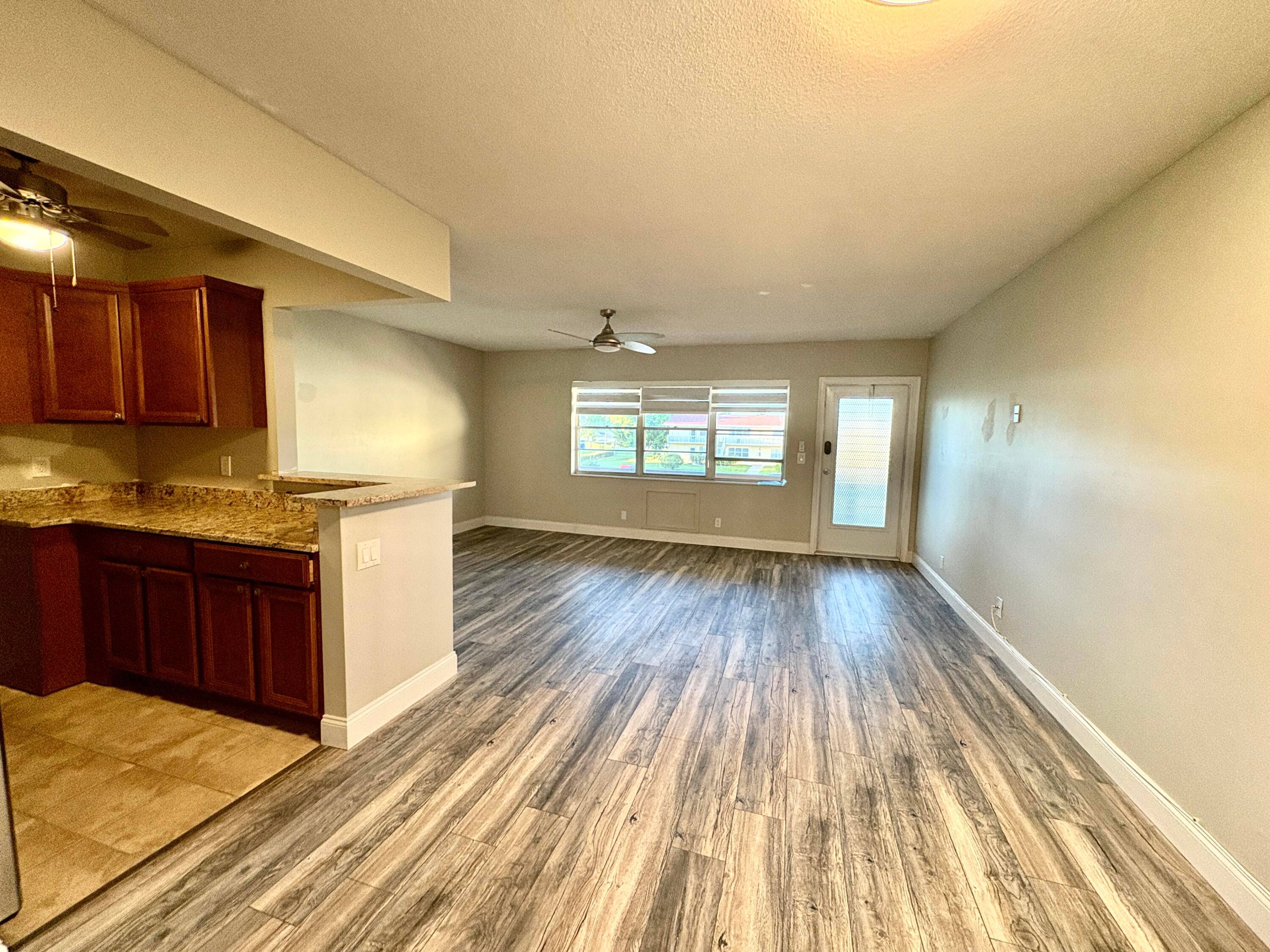 Very nice 1 Bd. 1. 5 Baths condo for sale in a 55 retirement community of Century Village, West Palm Beach.