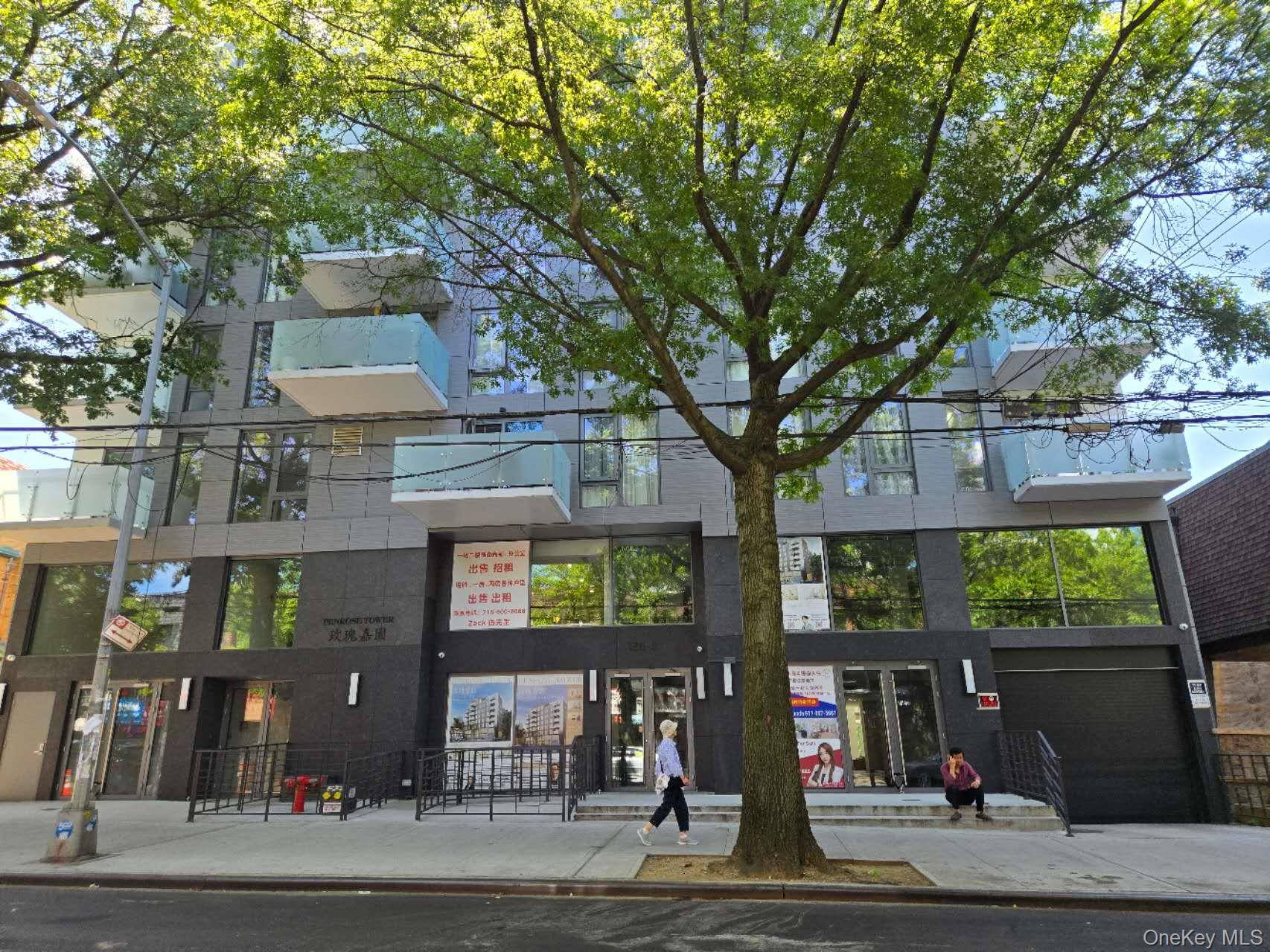 Newly built luxury condo, Immediate occupancy.