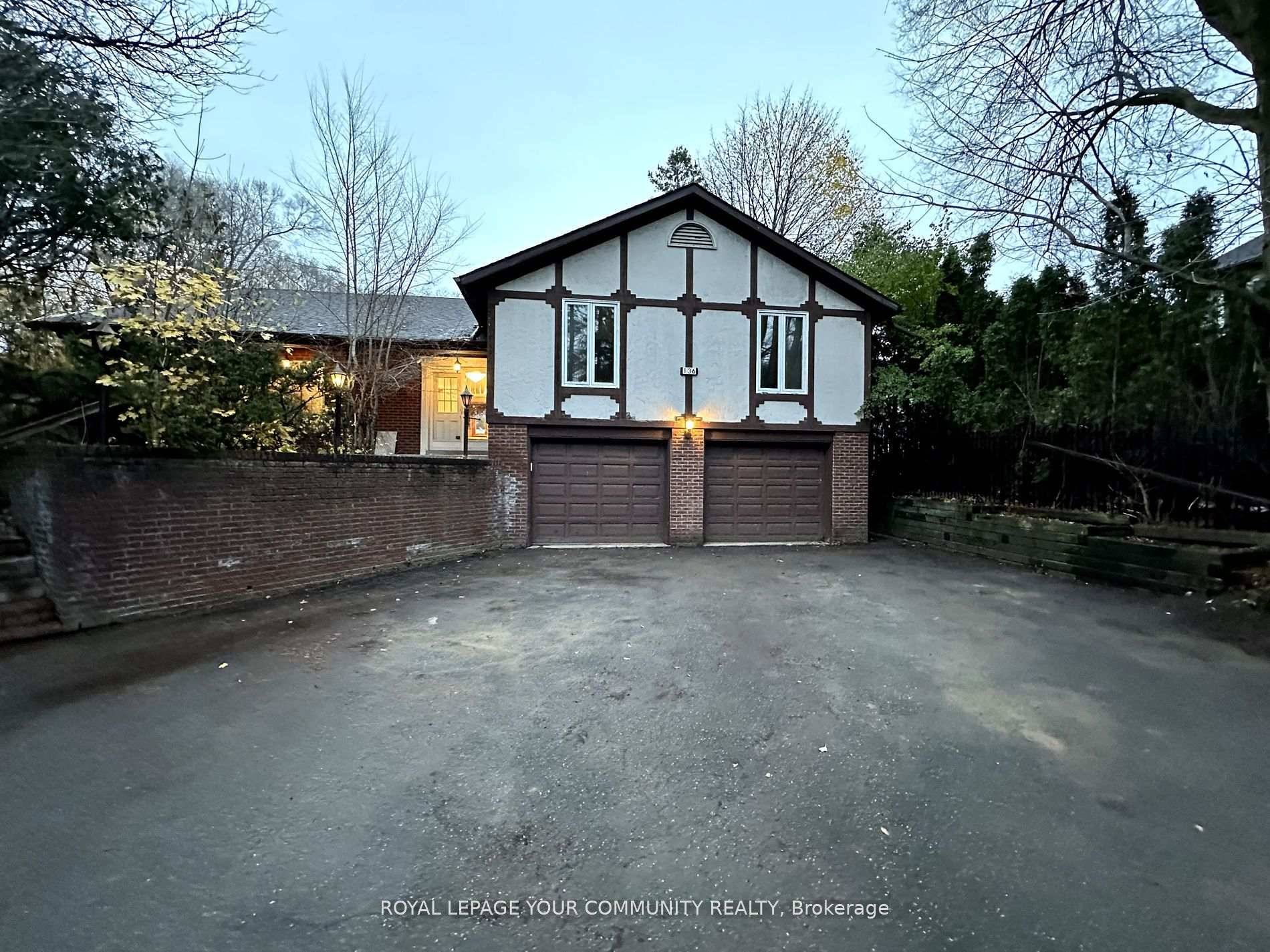 Great Investment Opportunity To Own This Solid Detached Home On A Premium Lot In Prestigious Community Of Mill Pond In Richmond Hill.