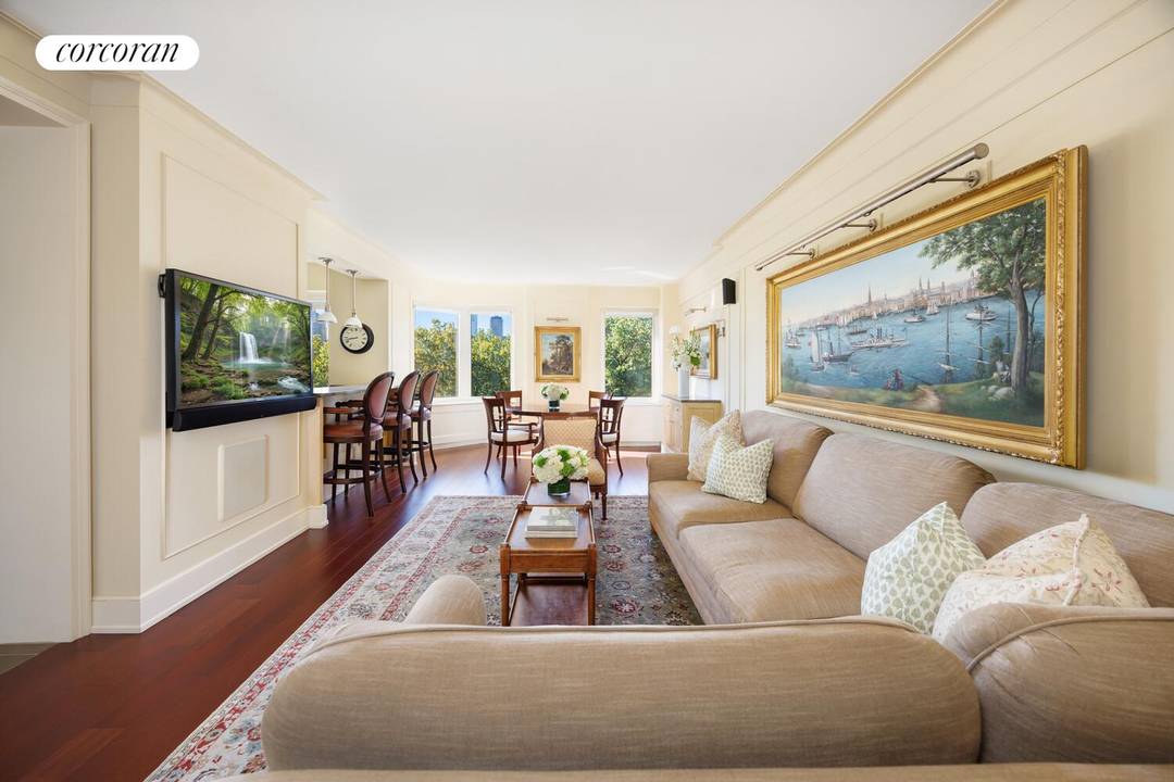 Commanding breathtaking, panoramic views of Central Park and the Manhattan skyline from every room, this exquisite duplex residence occupies the 10th and 11th floors of a premier Fifth Avenue co ...