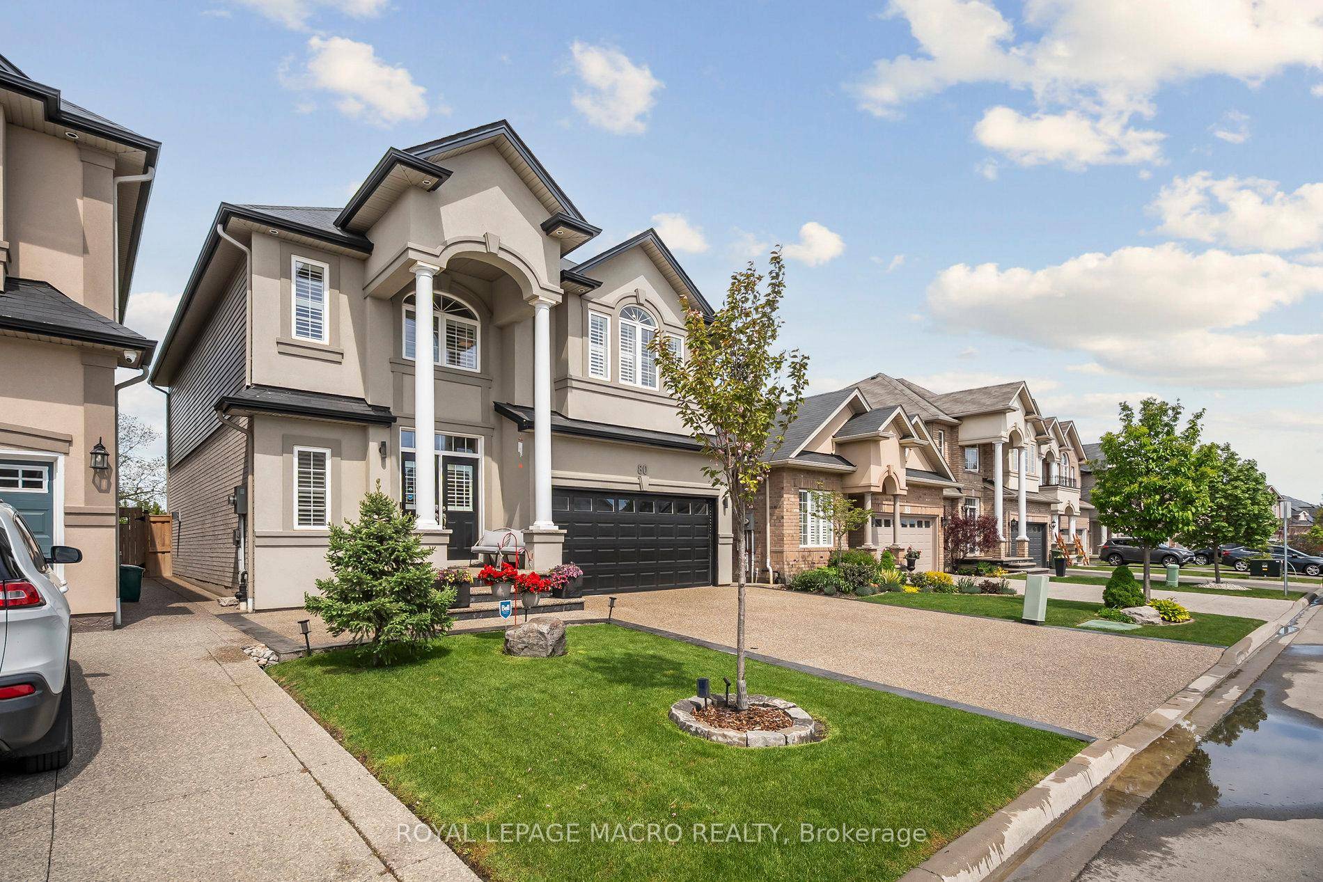 2842 SQFT above grade on a 40FT x 109FT lot.