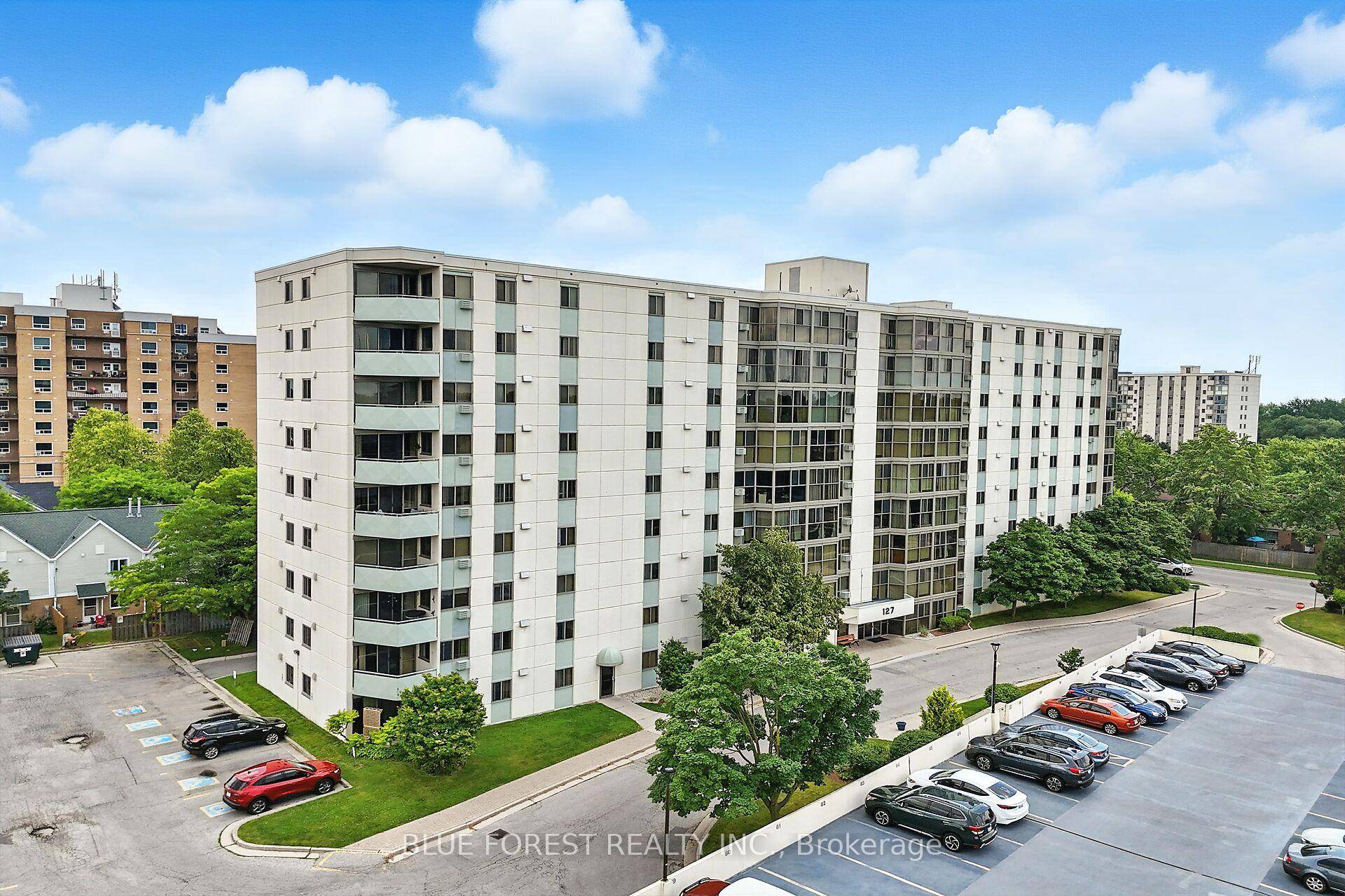 Welcome to The Atrium, Southwest London Living at its Best !