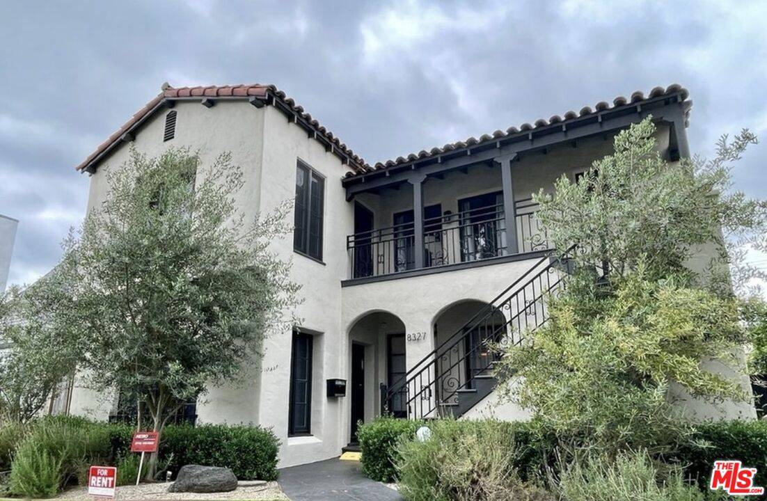 8329  W 4th Street 3.0 Beverly Grove LA