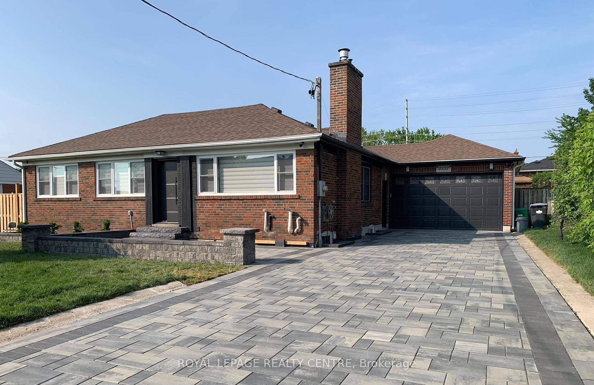 Lovely 3 Bedroom, 1 Washroom, With New Laundry, Detached House Located In The Heart Of Cooksville On A 75 Feet X 129 Feet Lot With Lots Of Parking And On ...