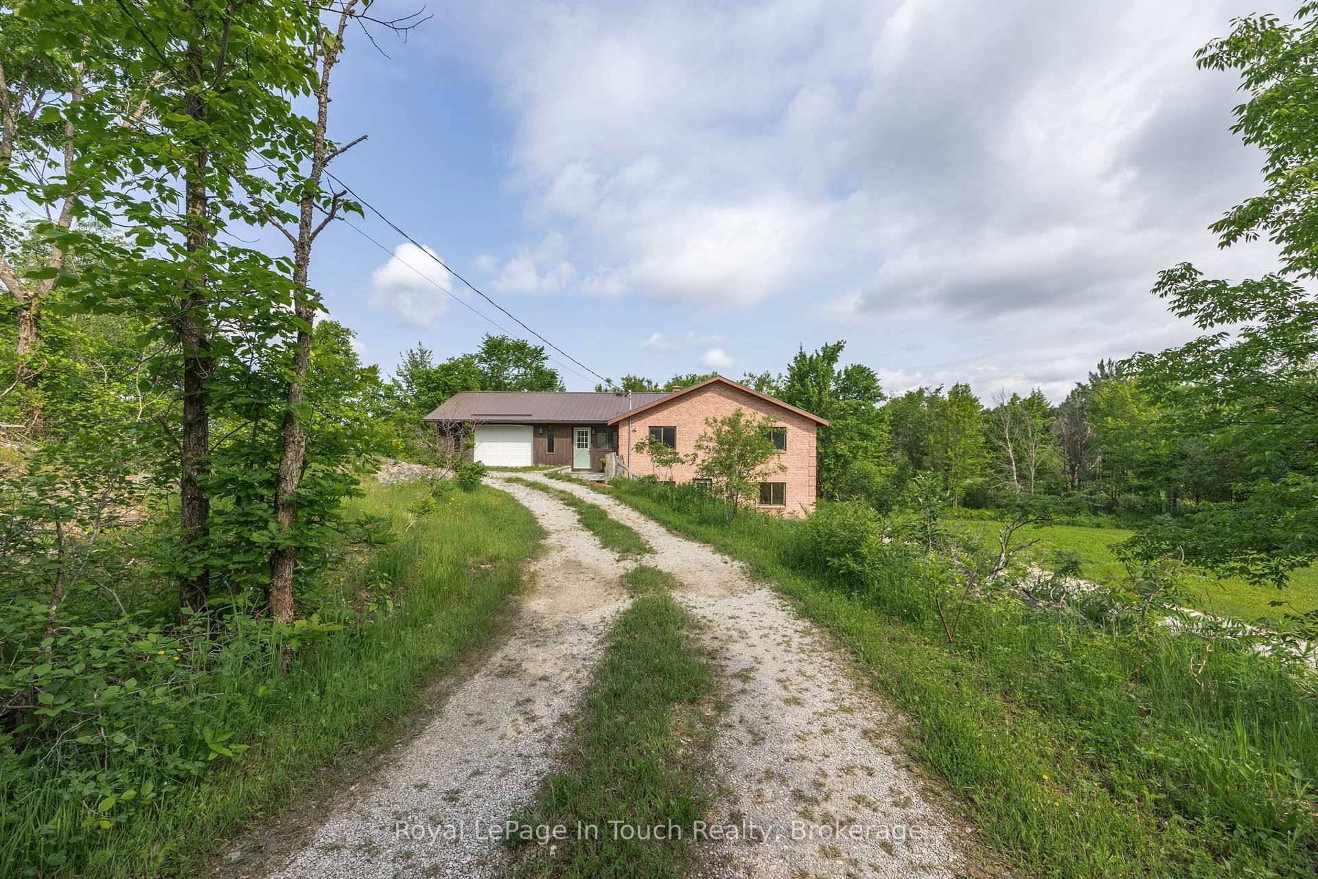 Discover the perfect blend of space, comfort, amp ; functionality in this well maintained 3 1 bedroom, 2 1 bathroom brick raised bungalow, set on a fully fenced 1.