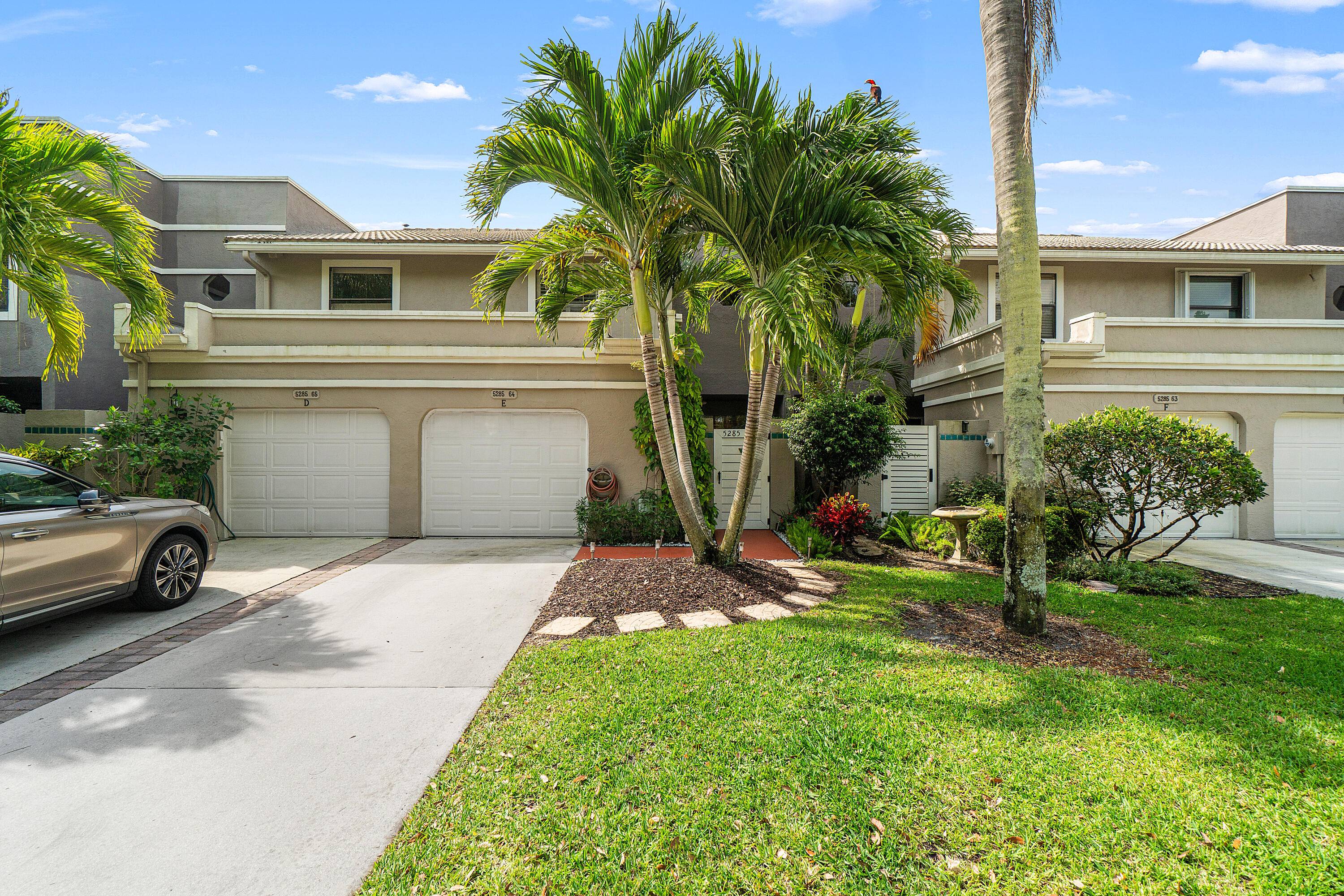 BEAUTIFUL SPACIOUS move in ready townhome.