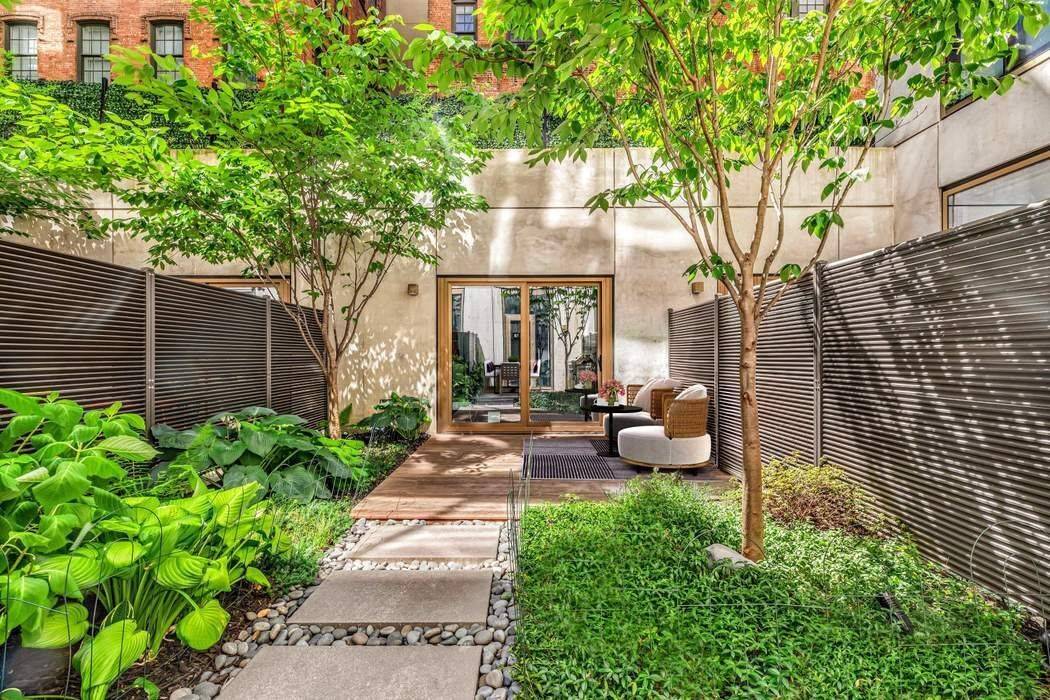 Welcome to Garden Residence D at 98 Front Street, a rare gem in a modern, LEED certified development in DUMBO.