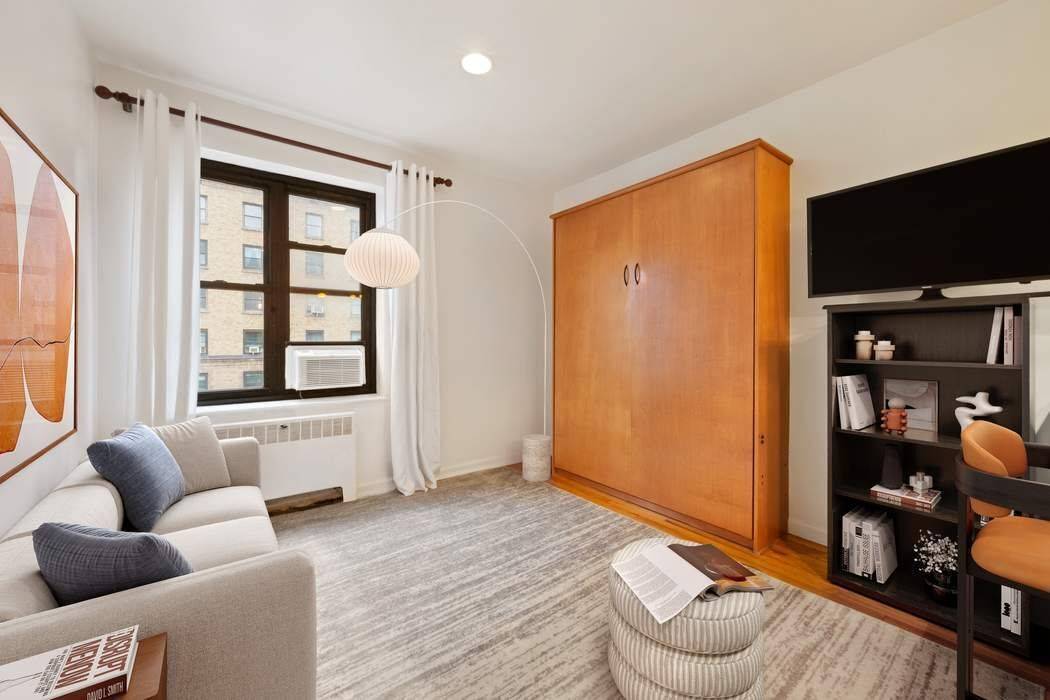 Sunny Studio in the Heart of Chelsea This bright and quiet studio sits on the third floor of a well maintained elevator building in prime Chelsea.