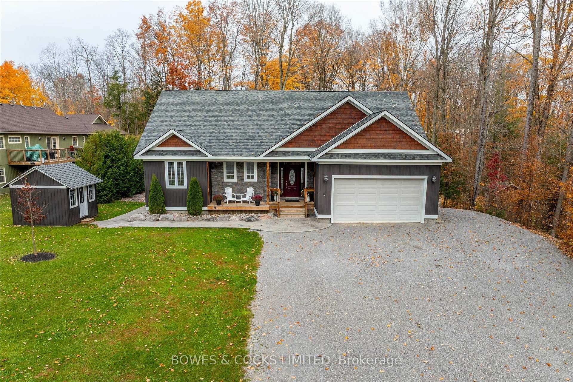 Welcome to this exquisite 5 bedroom, 3 bathroom custom built home located in the lovely Buckhorn Lake Estates.