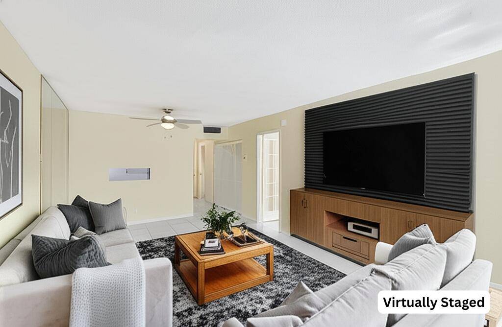 Welcome home ! This move in ready 1 bedroom, 1.