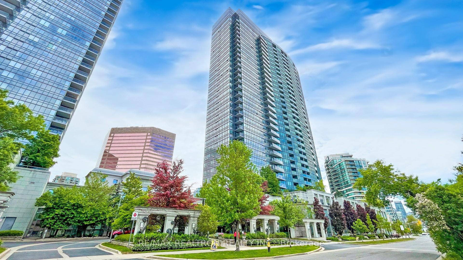 Spacious 2 1 Bedrooms 2 Washrooms Corner Unit With Lots Of Sunshine At Luxurious Meridian By Tridel.