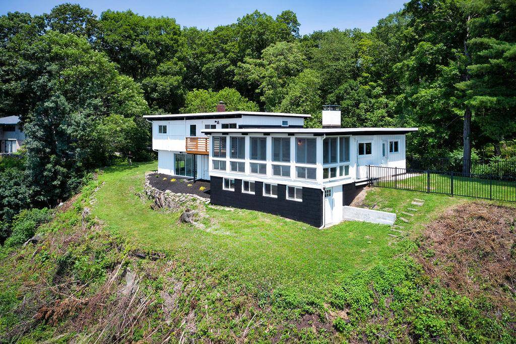 Amazing Riverfront home on the Hudson River.