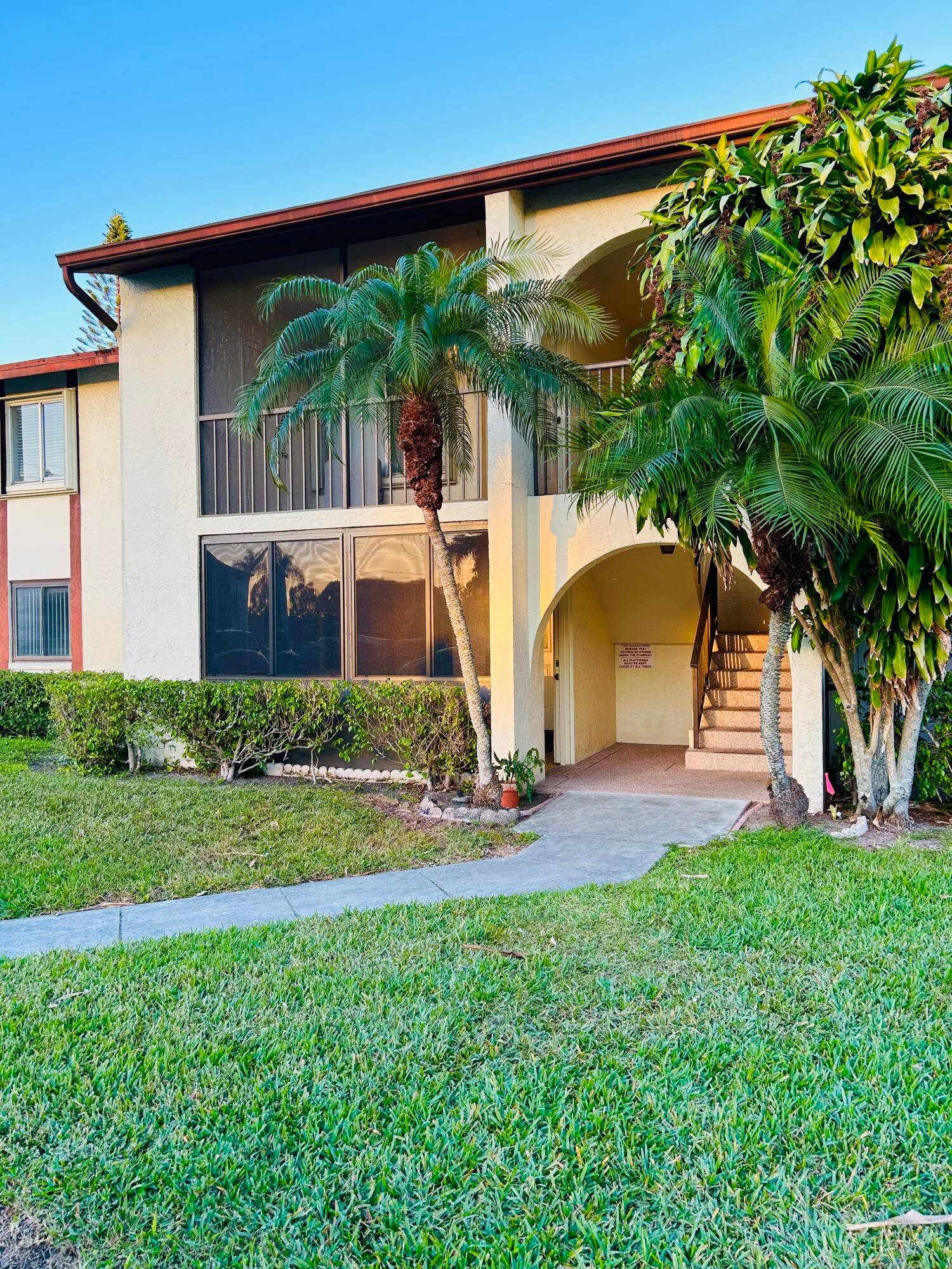 Motivated Seller.... Great Opportunity for First Time Homebuyers.