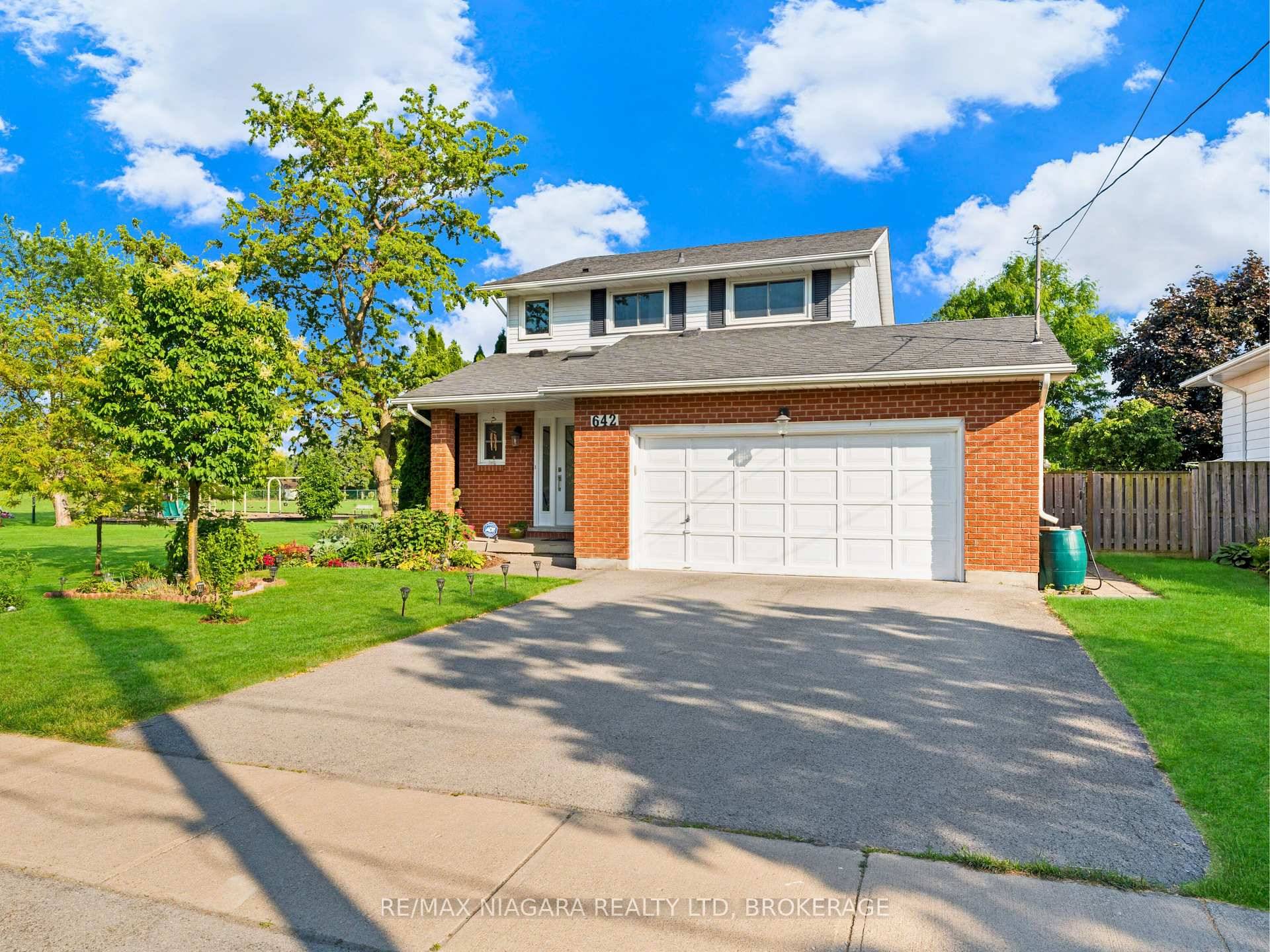 Welcome to 642 Carlton Street, a beautifully maintained 1, 614 sq.