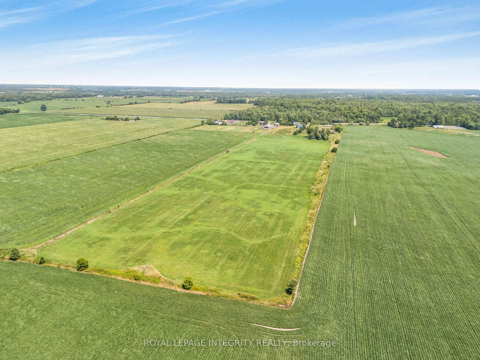 25 acres of land ! Ideally situated on sought after Frank Kenny Road.