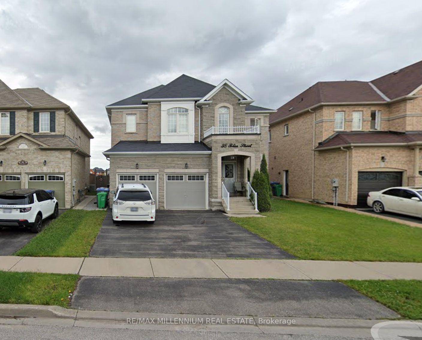BEAUTIFUL 2 BEDROOM BASEMENT APARTMENT WITH MODERN UPGRADES.