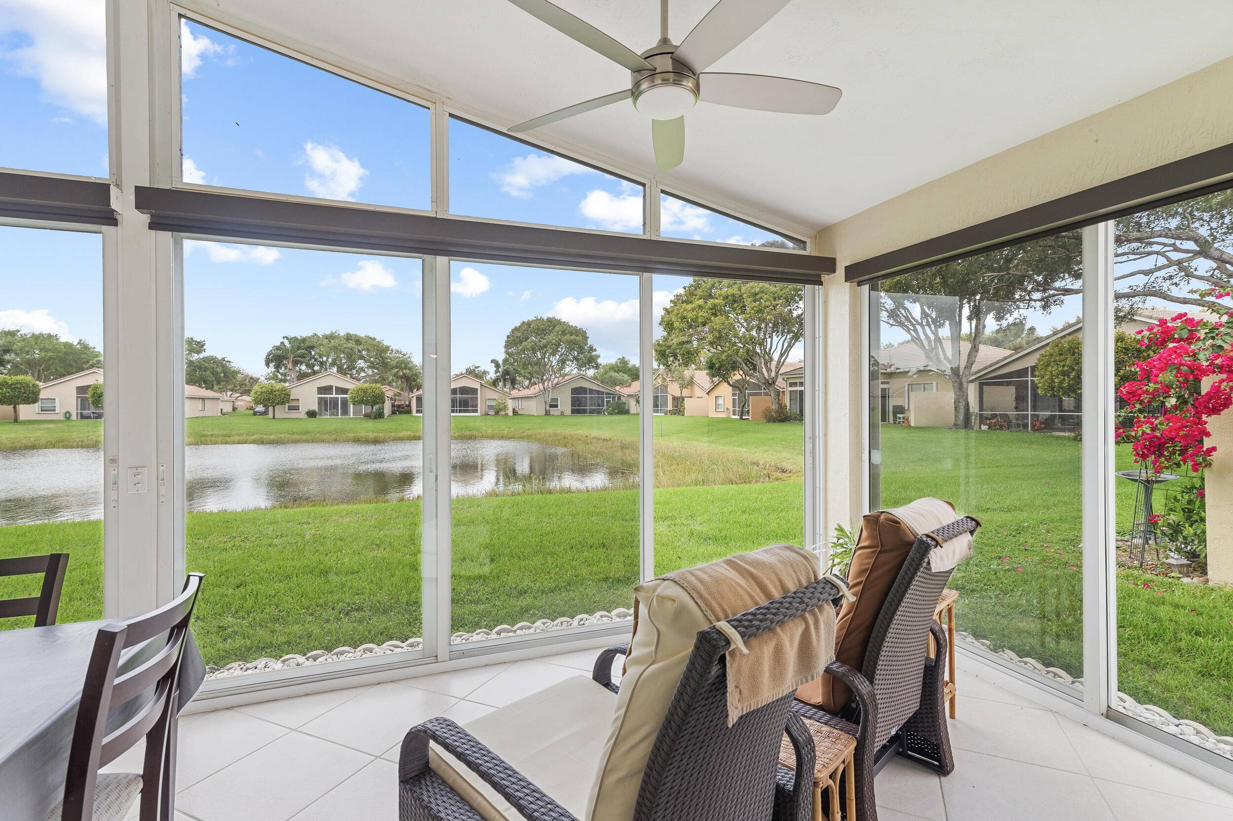 Discover this beautifully maintained 2 bedroom, 2 bath waterfront home in the sought after Huntington Walk 55 community.