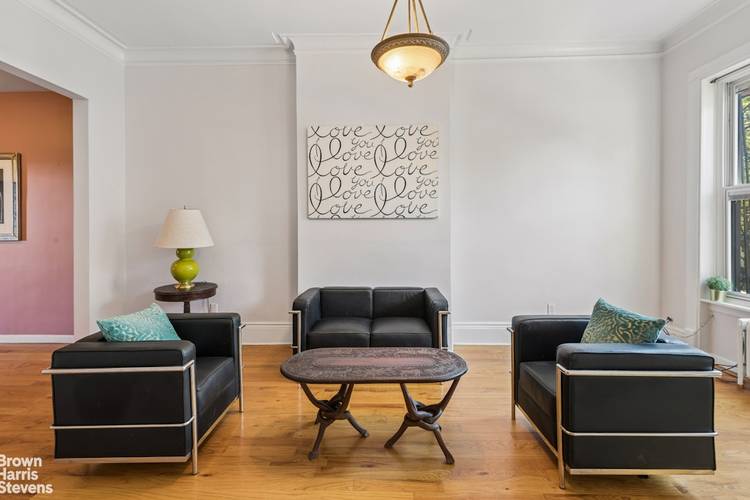 Welcome to one of the best values in the heart of Bedford Stuyvesant.