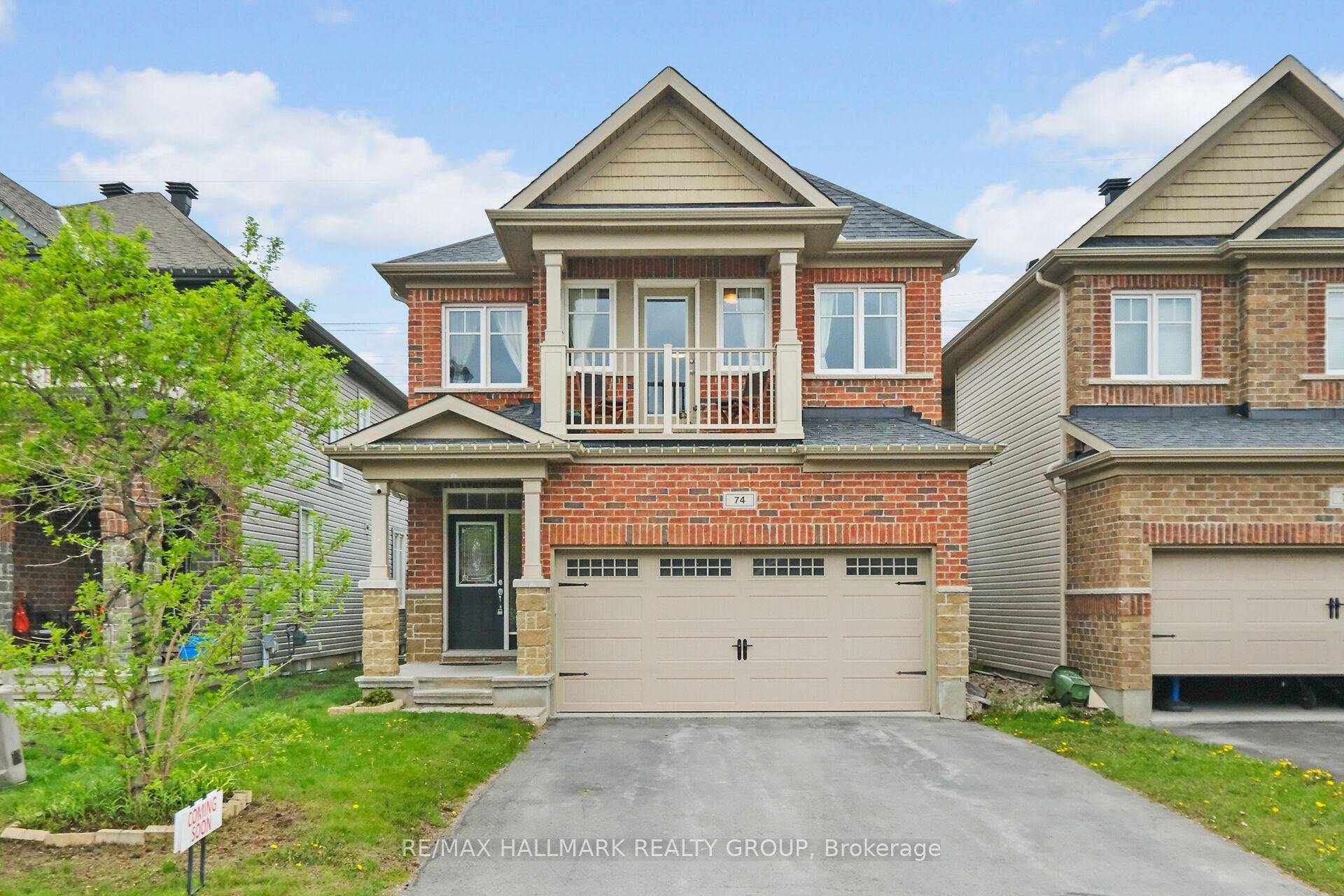 Welcome to this rarely offered Monarch Galloway model a sunlit, meticulously cared for home tucked on a premium lot with no rear neighbors and unobstructed sunset views in prestigious Blackstone.