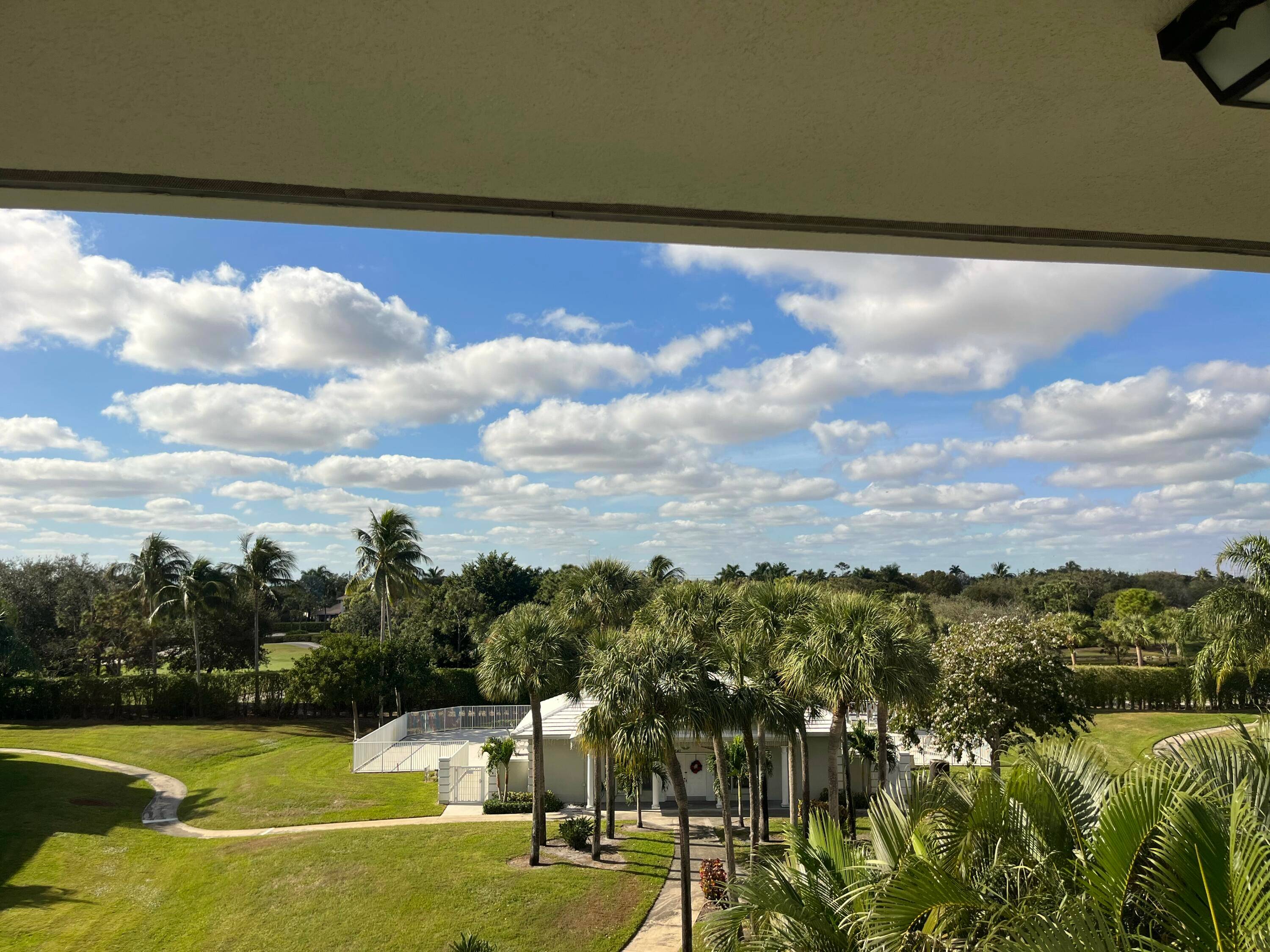 Immaculate 4th floor units with great views.