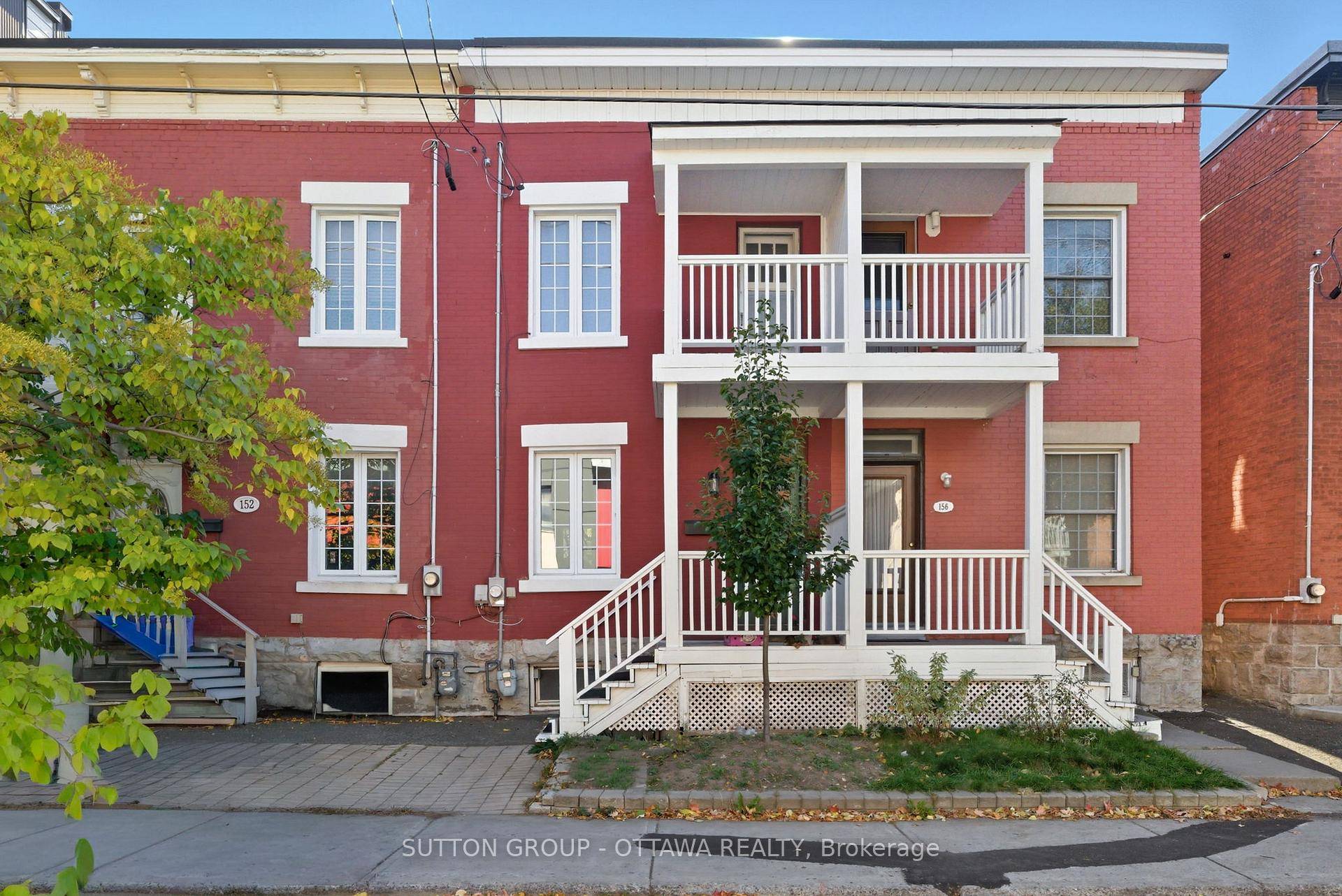 Welcome to 154 Arlington, a beautifully renovated residence nestled in the heart of West Centre Town, Ottawa.