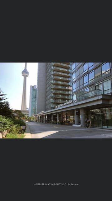 Fantastic Location With Clear Views !