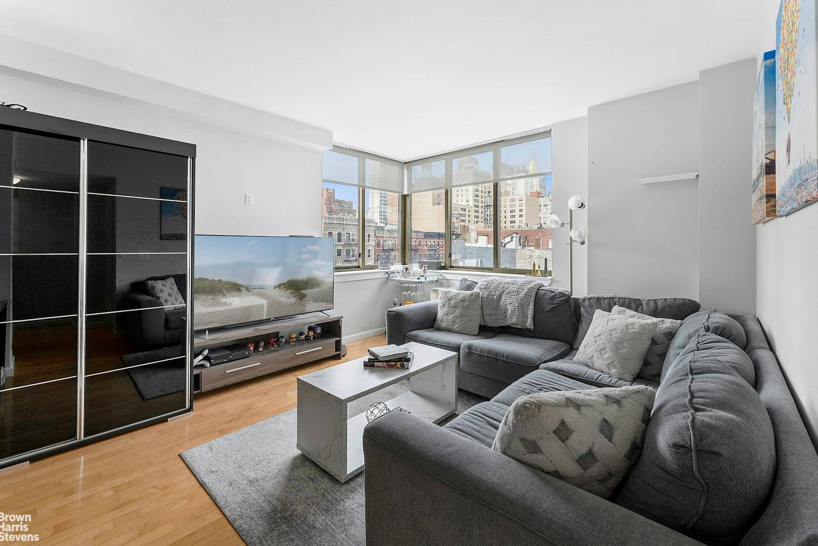 Sunblasted Corner One Bedroom at the Full Service Sycamore in Kips Bay Available March 3 Cats permitted.