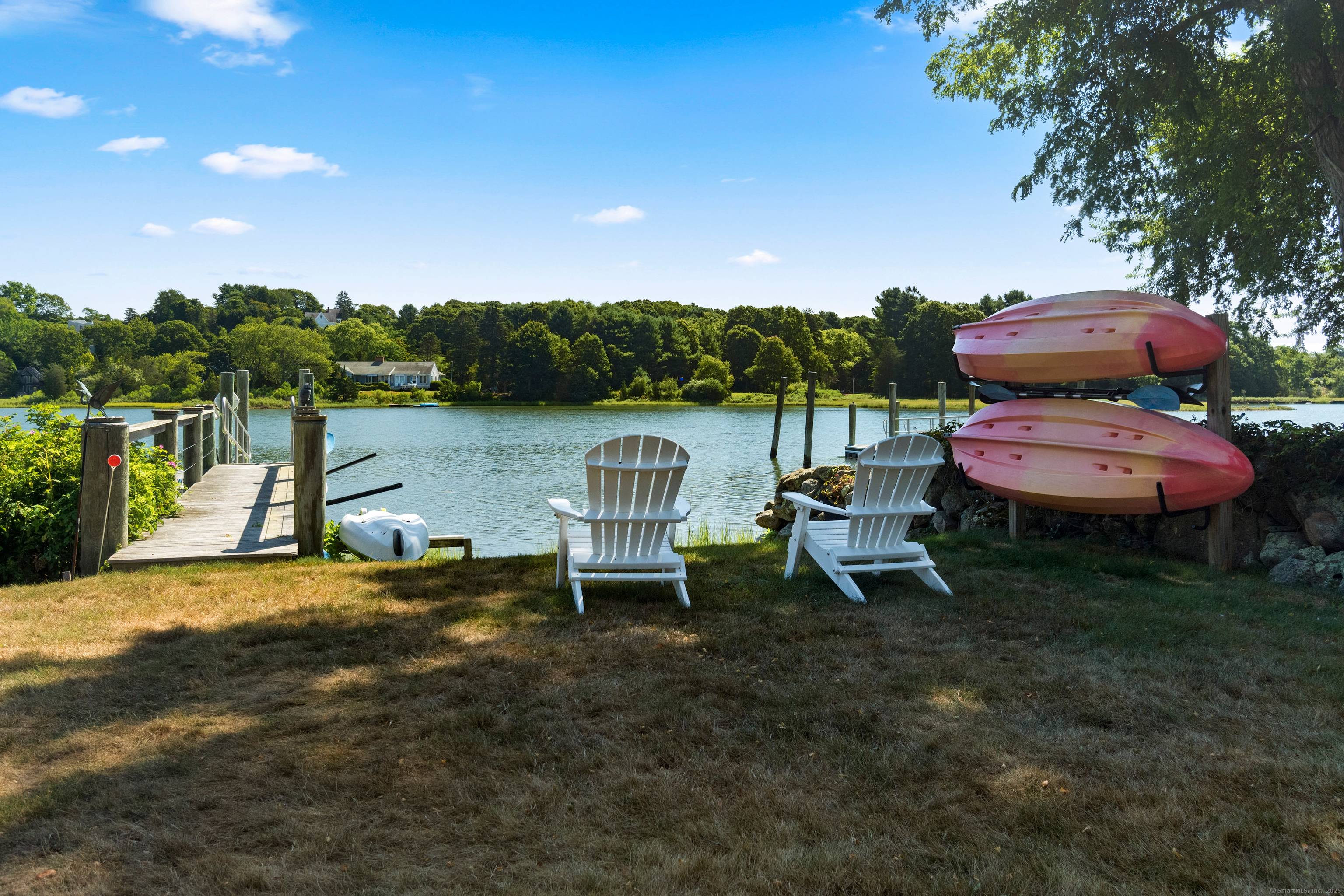 Waterfront Oasis on Quiambaug Cove.