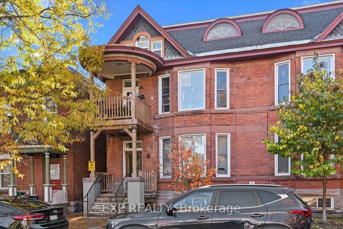 Available immediately ! Stylish downtown living with historic charm and modern comfort !