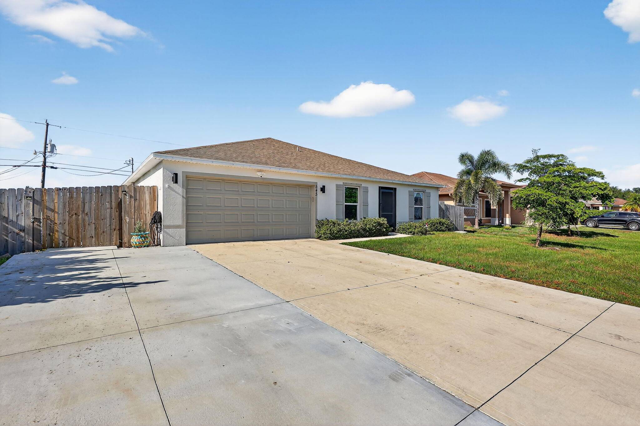 No HOA, Not on a Busy Street !