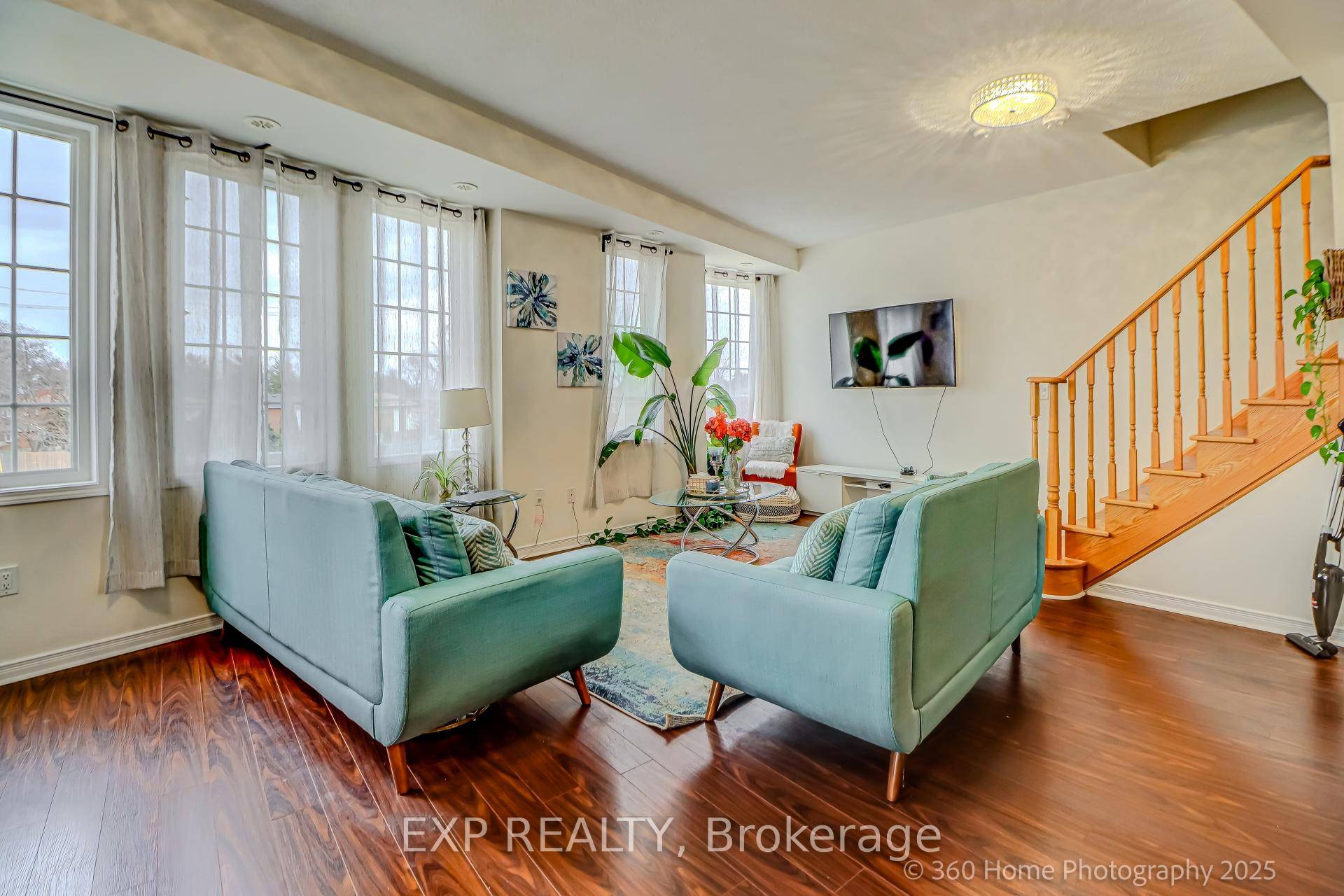 Step into this sun filled Corner townhouse 1375 sq, built in 2016 offering 3 Bedrooms, 2 Bathrooms and a modern Open concept layout ideal for comfortable living and entertaining.