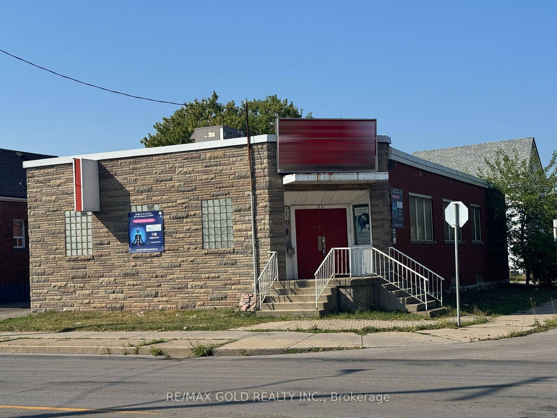 Excellent Opportunity to Own Property on Prime Corner Location on Barton St E.
