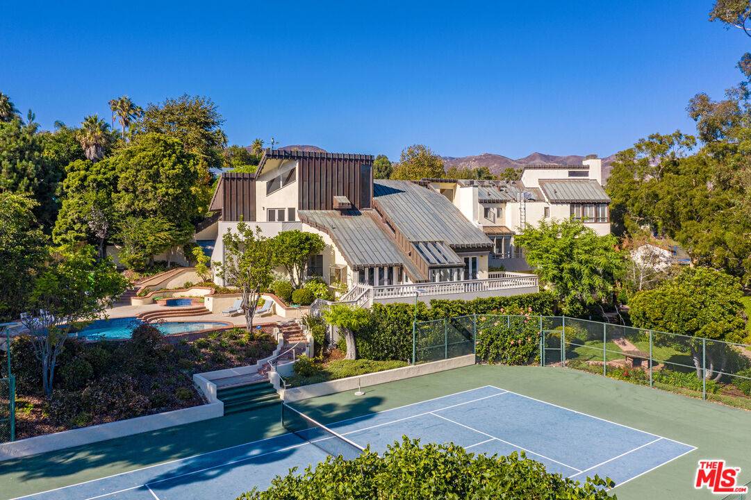 28942 Boniface Dr 6BR Malibu La