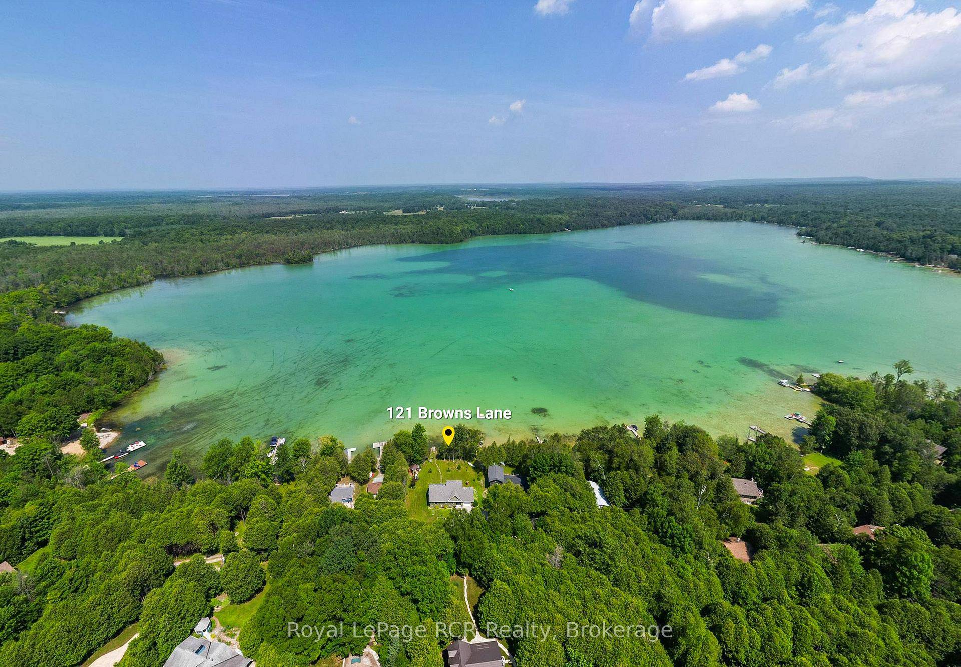 Waterfront Living on Beautiful Francis Lake !