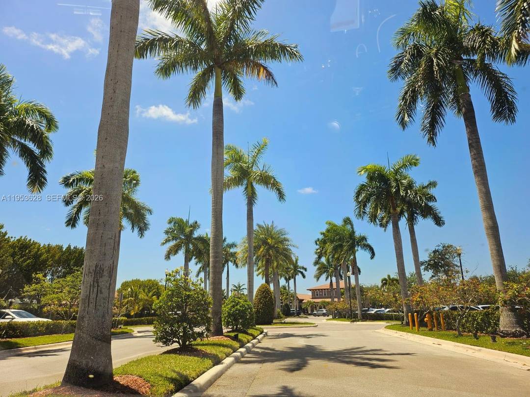 Investor special ! Spacious 3 bedroom, 2 bath townhouse with long term tenants already in place no downtime, no turnover costs.