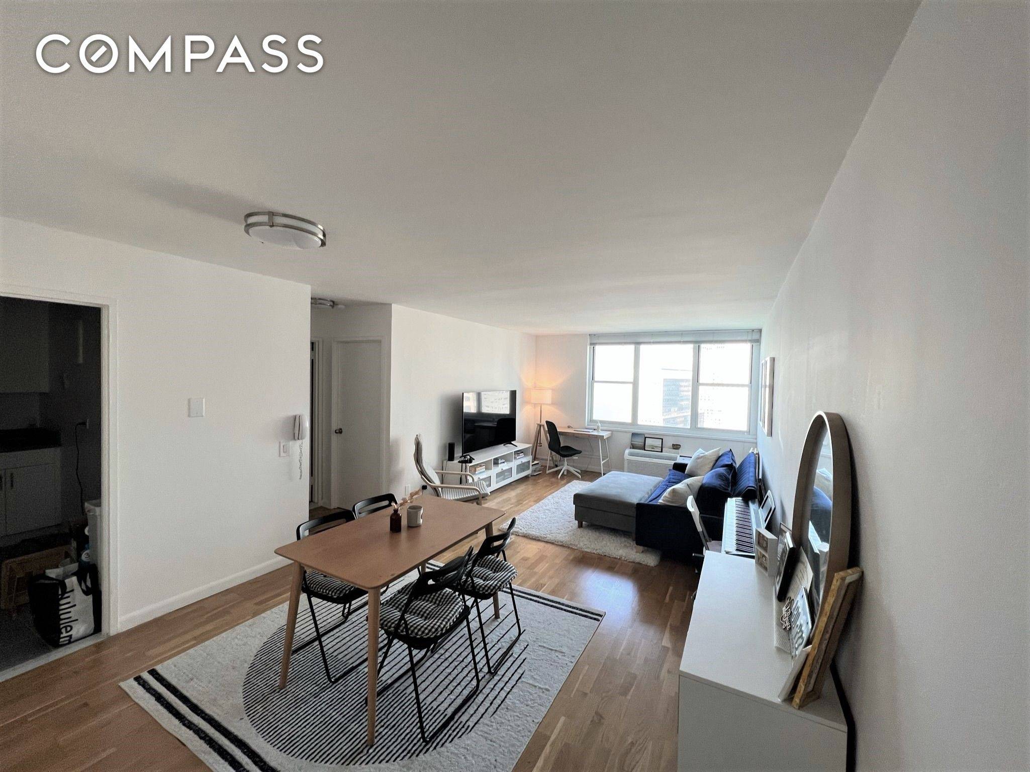 CONCESSIONS 2000 cash back at lease signing Net Effective Rent 4353.