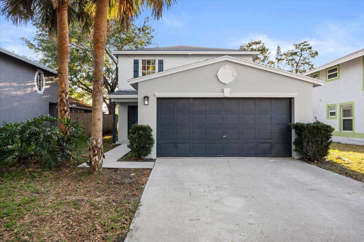 Hello Gorgeous. Come see this newly updated home.