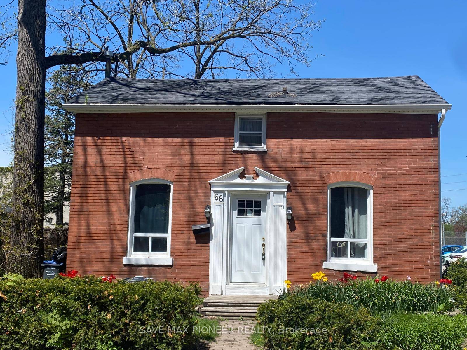Priced to Sell ! ! ! Great Opportunity For First Time Buyers, Contractors And Investors !