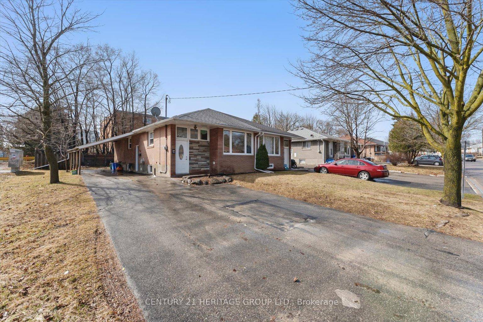 This semi detached gem sits on a premium corner lot and features a legally registered basement apartment with A tenants currently paying Rental Income Upstairs 2, 500 month, Basement 1, ...