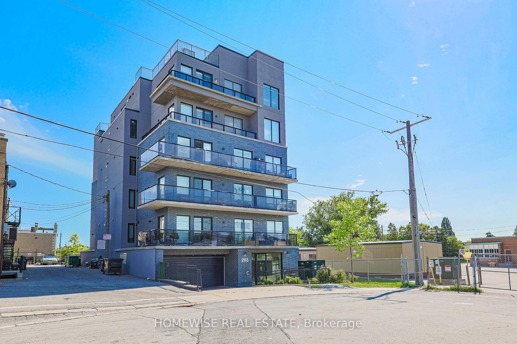 Enjoy The Perfect Blend Of Space, Style And Location at 293 Viewmount Ave, Unit R01.