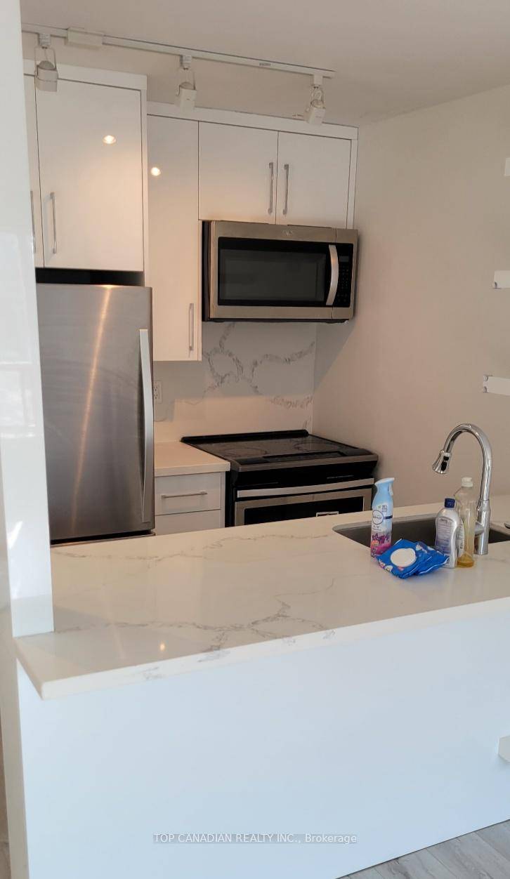 Lease includes all utilities excl cable.