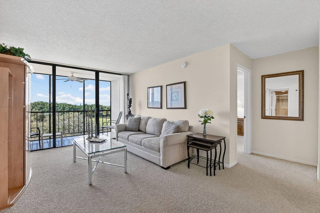 OFFERED WITH OR WITHOUT MEMBERSHIP.