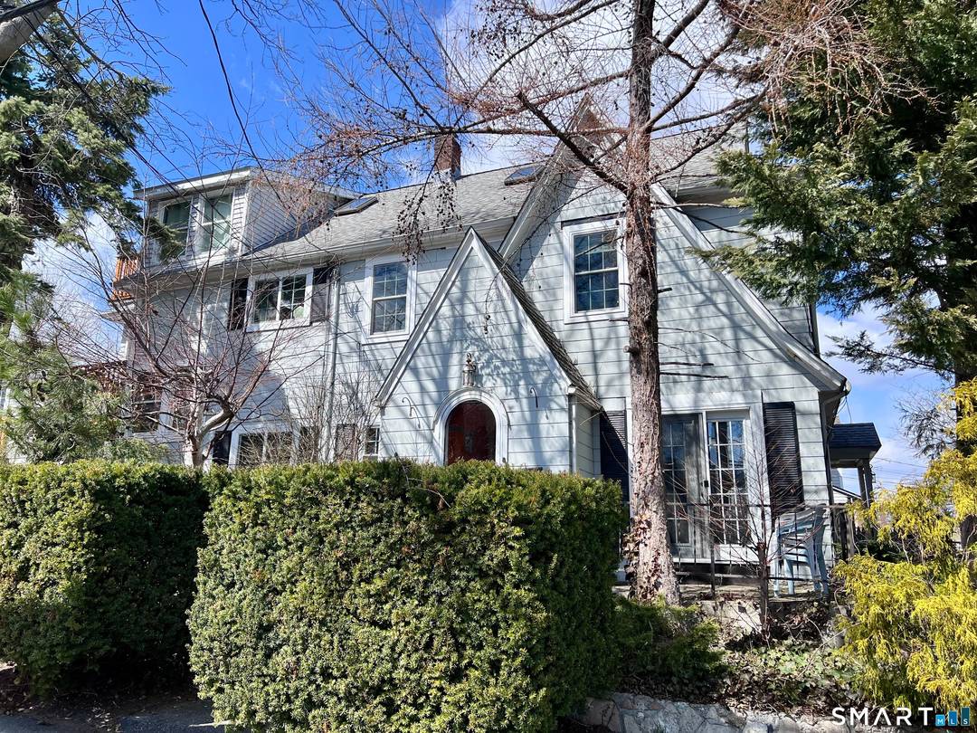 Exceptional Black Rock Two Family Bridgeport, CT A rare opportunity in one of Bridgeport's most sought after neighborhoods Welcome to this beautifully expanded two family home nestled in the heart ...